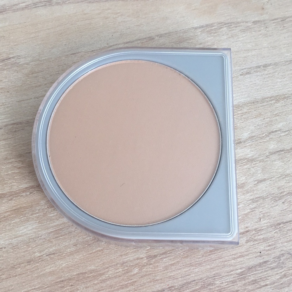 NEW Mary Kay Beige 400 Pressed Powder